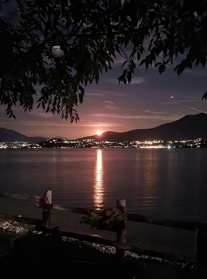 Little Suite Near Lake แวร์บาเนีย ภายนอก รูปภาพ