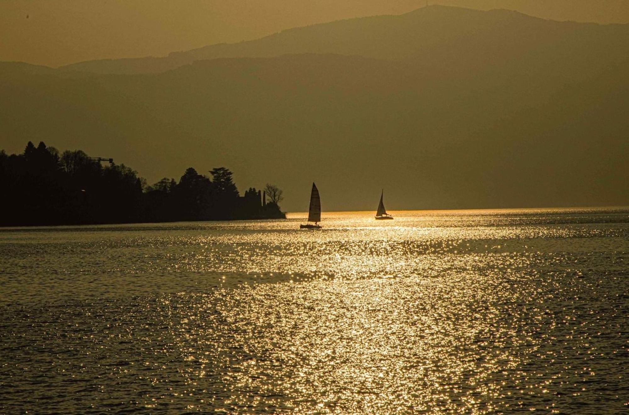 Little Suite Near Lake แวร์บาเนีย ภายนอก รูปภาพ